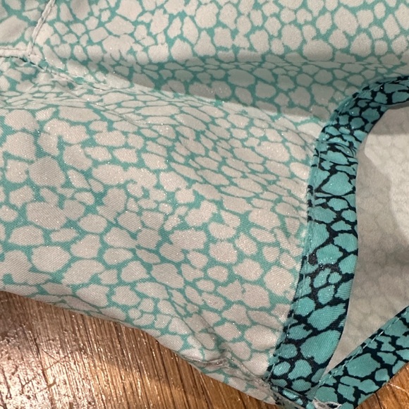 *last chance* Nike | Women's Light Blue Athletic Shorts - Picture 3 of 15